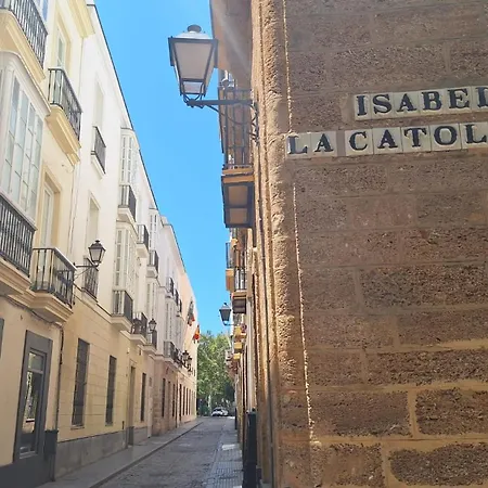 Baal House Cádiz